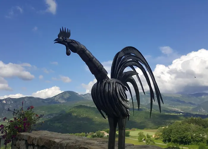 ホテル Chateau Du Poet-celard Le Poët-Célard